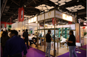 Exhibitor 02
